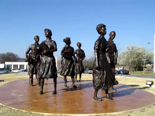 Impressive sculpture memorial honors the Little Rock Nine - North Texas ...